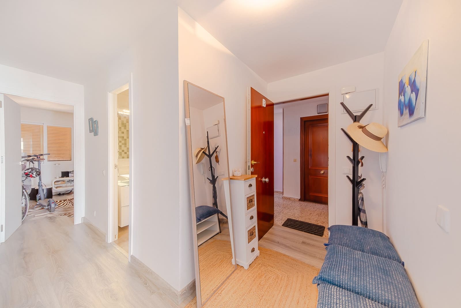 Apartamento de 3 habitaciones en Torrevieja en venta - 350.000 € (Ref: 9691482)