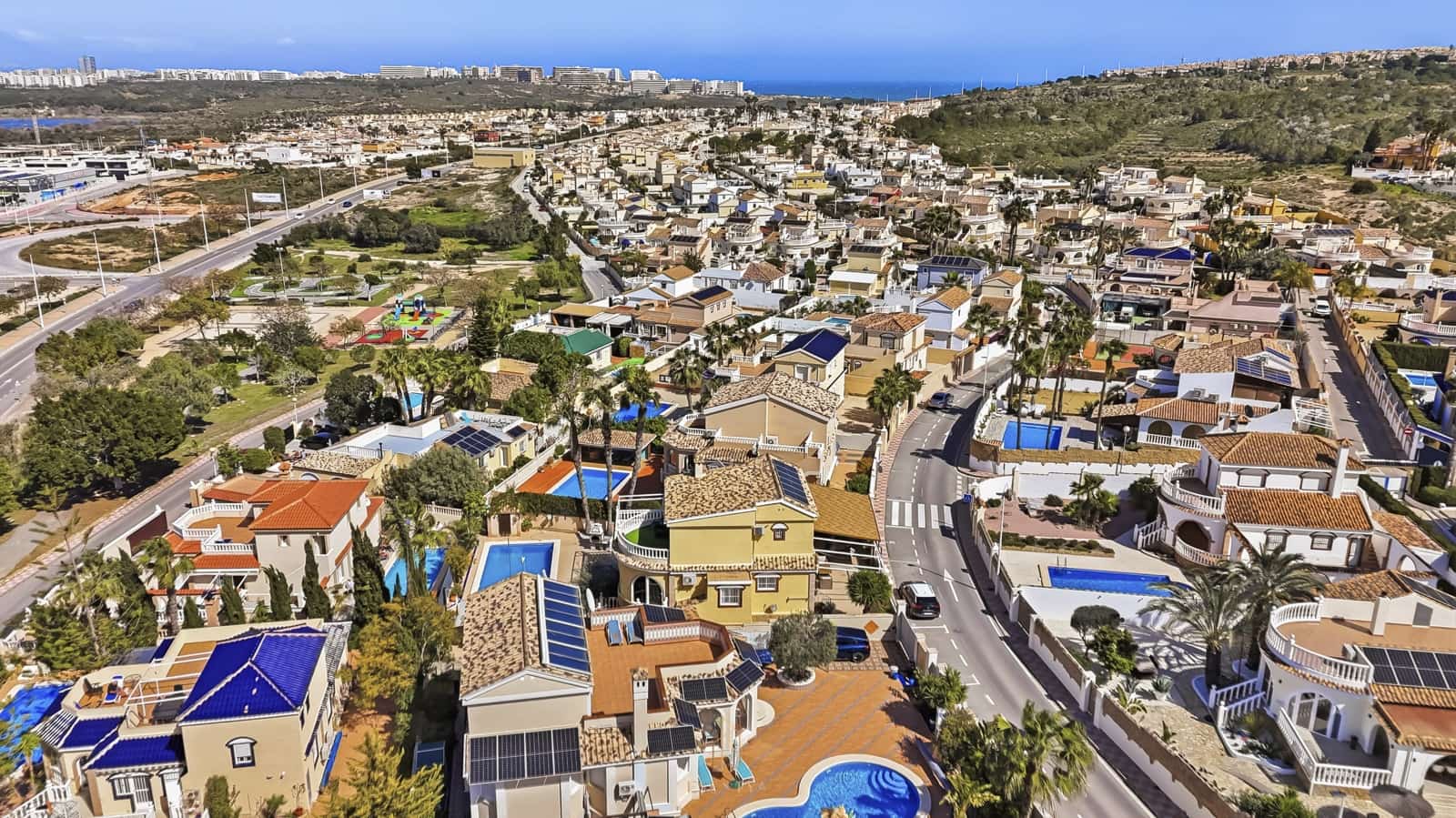 7 camera da letto Villa in vendita in Gran Alacant con piscina garage - 799.000 € (Rif: 9725032)