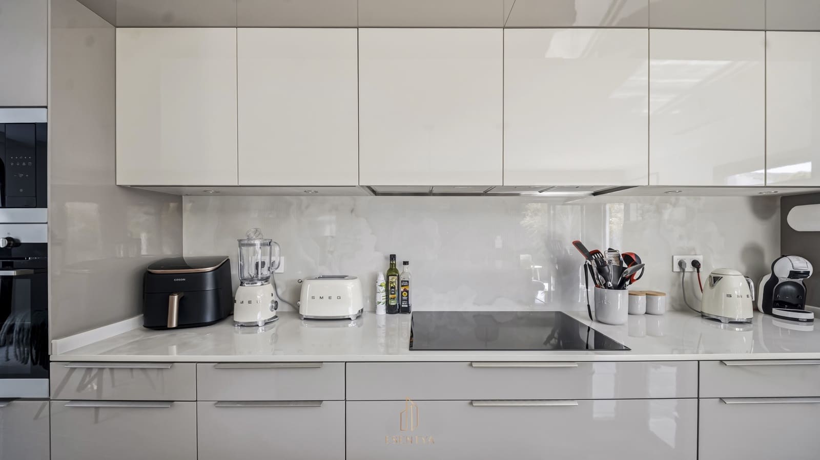 6 soveværelse Villa til salg i San Luis med swimmingpool garage - € 885.000 (Ref: 9750943)