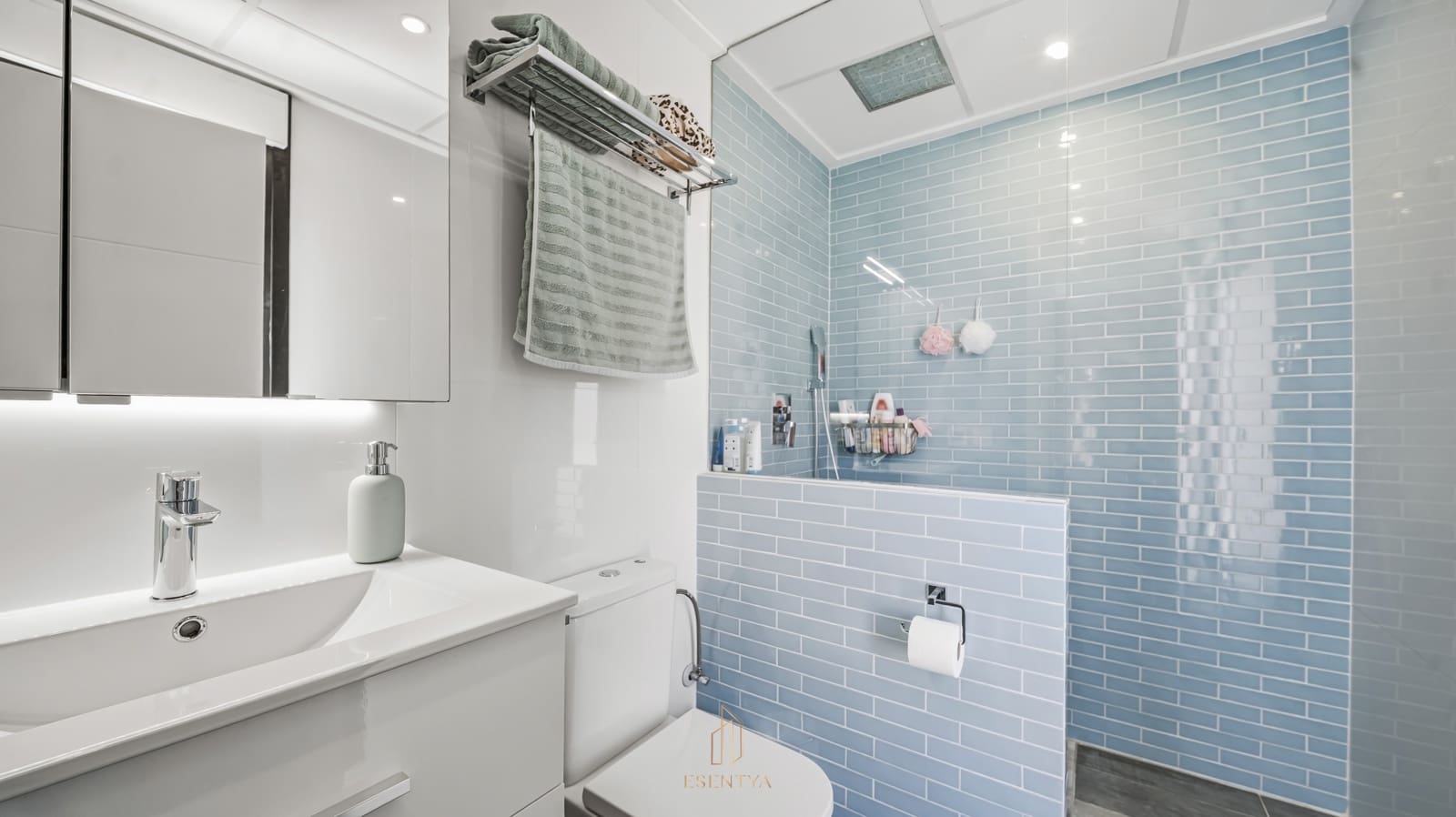 6 soveværelse Villa til salg i San Luis med swimmingpool garage - € 885.000 (Ref: 9750943)