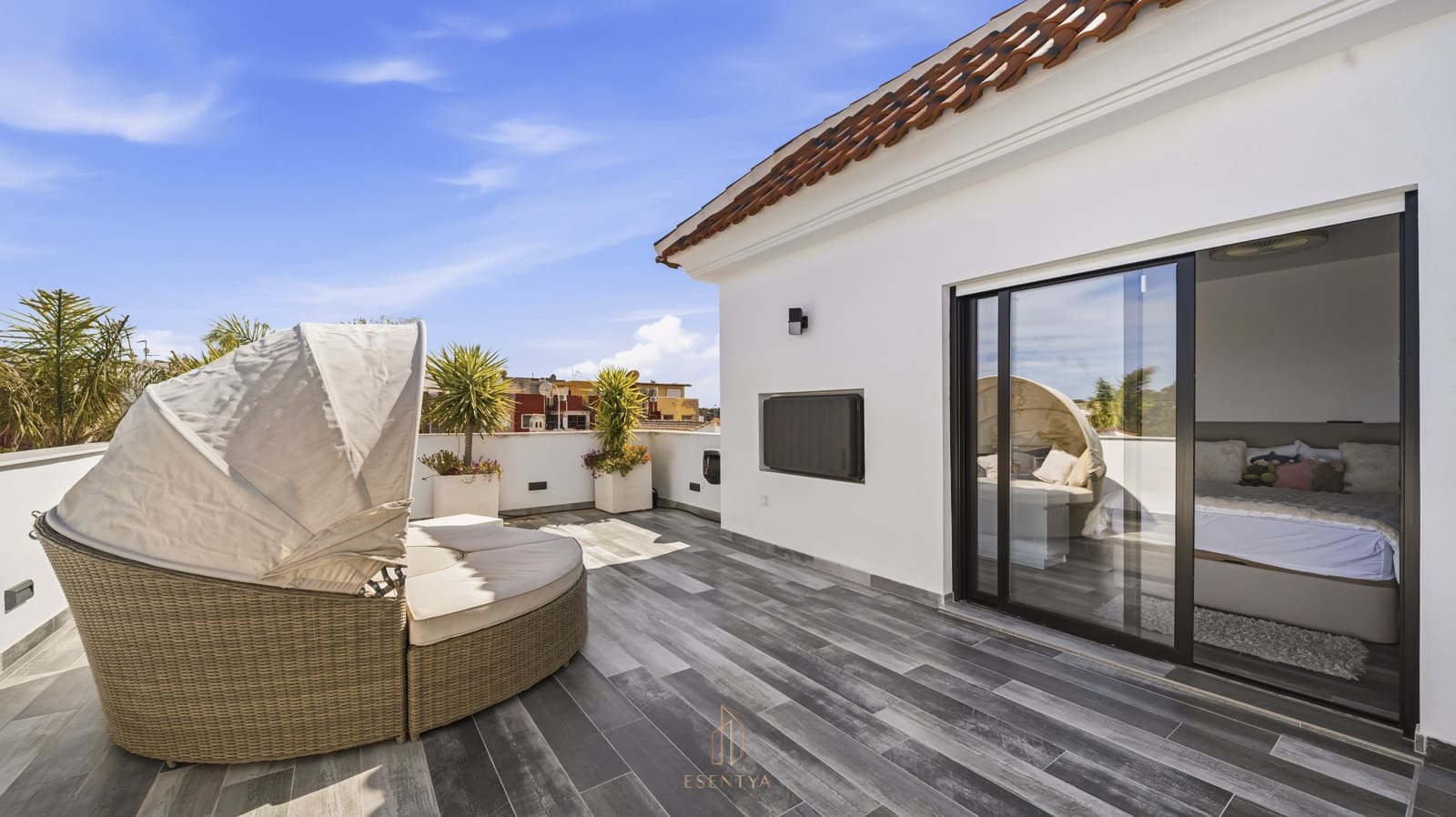 6 soveværelse Villa til salg i San Luis med swimmingpool garage - € 885.000 (Ref: 9750943)