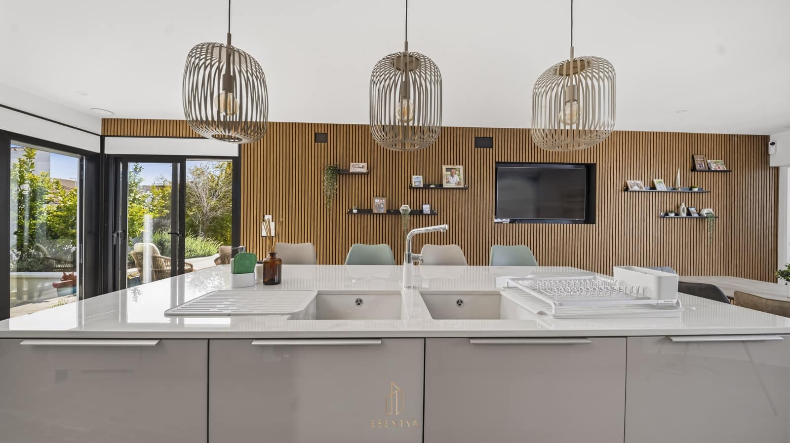 6 soveværelse Villa til salg i San Luis med swimmingpool garage - € 885.000 (Ref: 9750943)