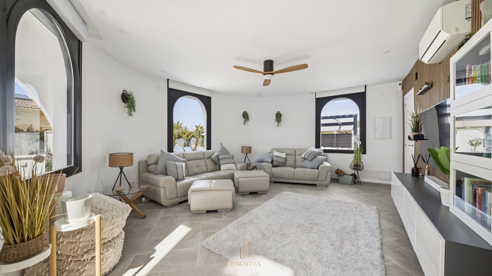 6 soveværelse Villa til salg i San Luis med swimmingpool garage - € 885.000 (Ref: 9750943)