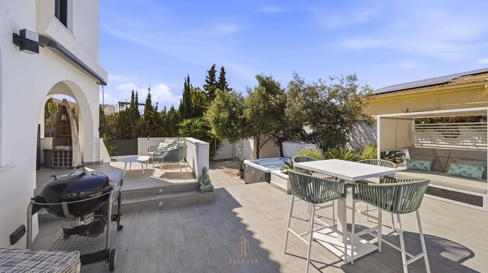 6 soveværelse Villa til salg i San Luis med swimmingpool garage - € 885.000 (Ref: 9750943)