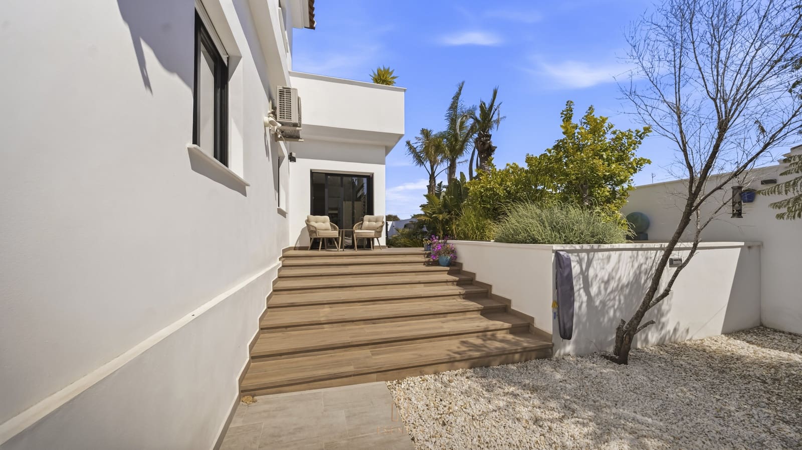 6 soveværelse Villa til salg i San Luis med swimmingpool garage - € 885.000 (Ref: 9750943)