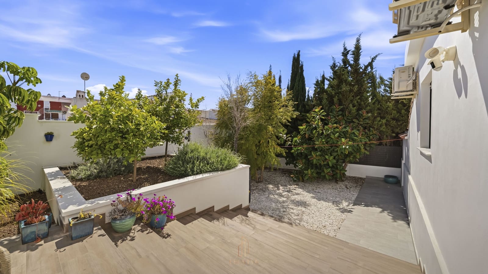 6 soveværelse Villa til salg i San Luis med swimmingpool garage - € 885.000 (Ref: 9750943)