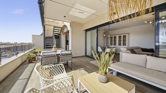 3 soverom Penthouse til salgs i Albufereta, Alicante by med svømmebasseng garasje - € 830 000 (Ref: 9773544)