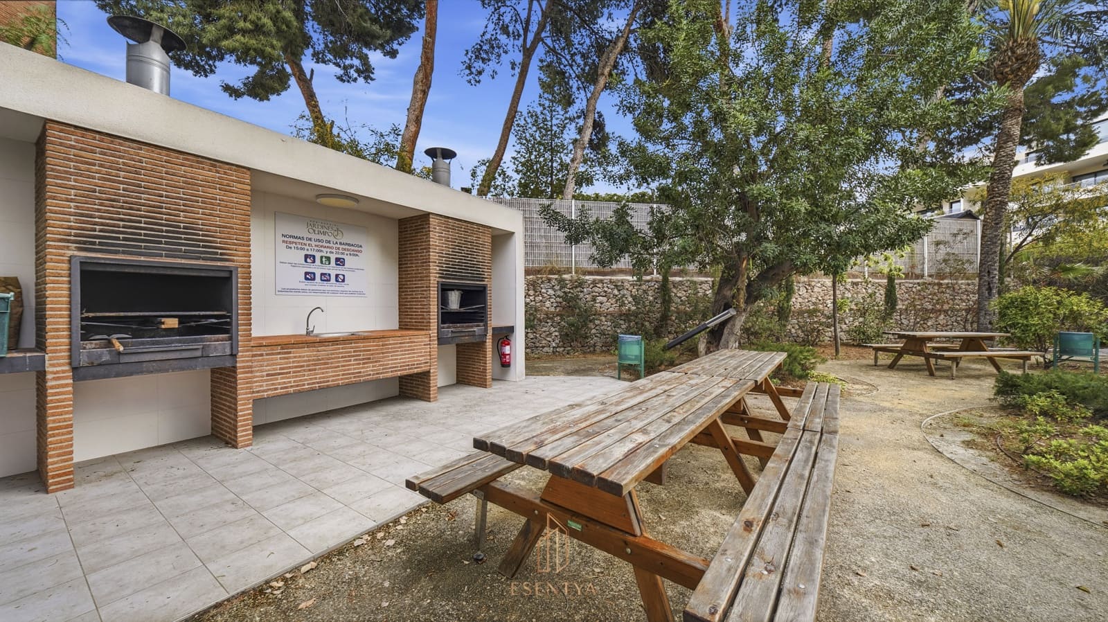 3 chambre Penthouse à vendre à Alicante ville avec piscine garage - 830 000 € (Ref: 9773544)