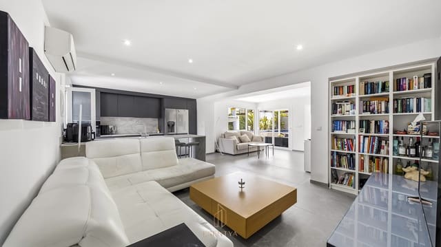 3 sovrum Villa till salu i Los Balcones med pool garage - 585 000 € (Ref: 9776970)