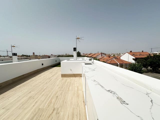 3 sypialnia Willa na sprzedaż w Torre de la Horadada, Pilar de la Horadada z basenem garażem - 589 000 € (Ref: 9777808)