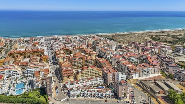 4 soverom Finca/Herregård til salgs i Los Europeos, Torrevieja med svømmebasseng garasje - € 163 500 (Ref: 9785048)