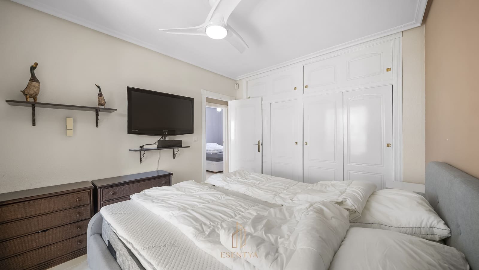 3 bedroom Finca/Country House for sale in Playa Flamenca with pool garage - € 259,900 (Ref: 9802887)