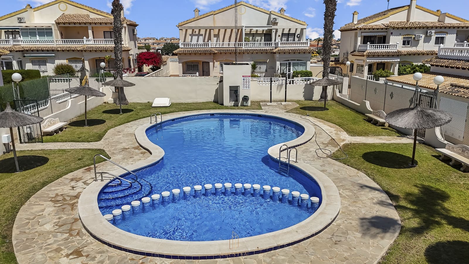 3 bedroom Finca/Country House for sale in Playa Flamenca with pool garage - € 259,900 (Ref: 9802887)