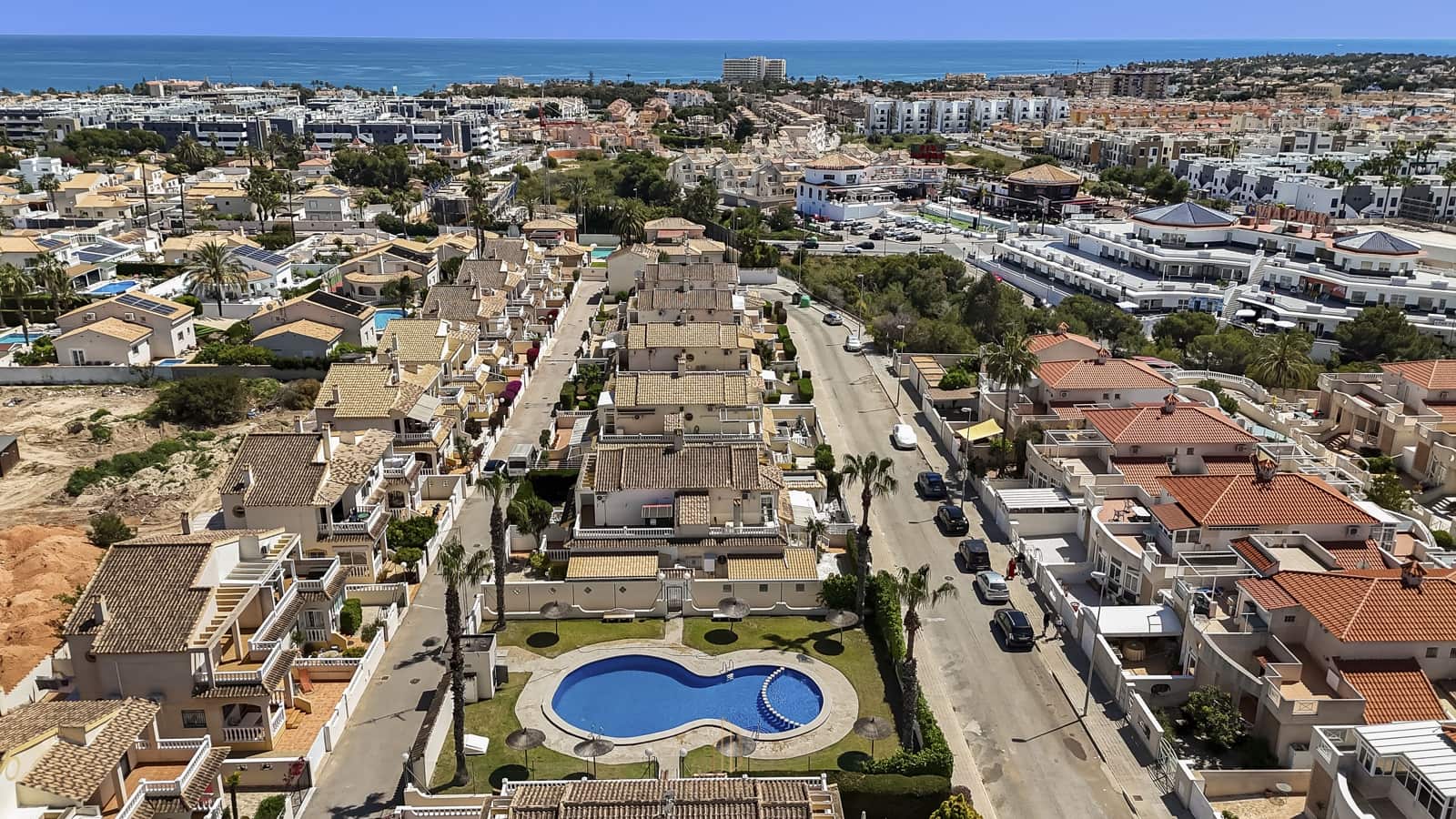 3 bedroom Finca/Country House for sale in Playa Flamenca with pool garage - € 259,900 (Ref: 9802887)