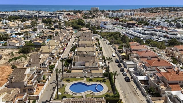 3 bedroom Finca/Country House for sale in Playa Flamenca, Orihuela with pool garage - € 259,900 (Ref: 9802887)