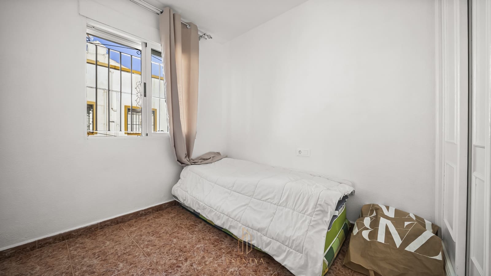 3 sovrum Finca/Hus på landet till salu i Torrevieja med pool garage - 228 000 € (Ref: 9802981)