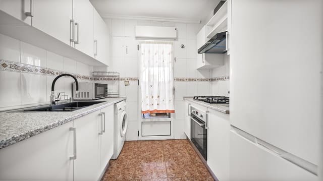 3 sovrum Finca/Hus på landet till salu i El Chaparral - La Siesta - La Torreta, Torrevieja med pool garage - 228 000 € (Ref: 9802981)