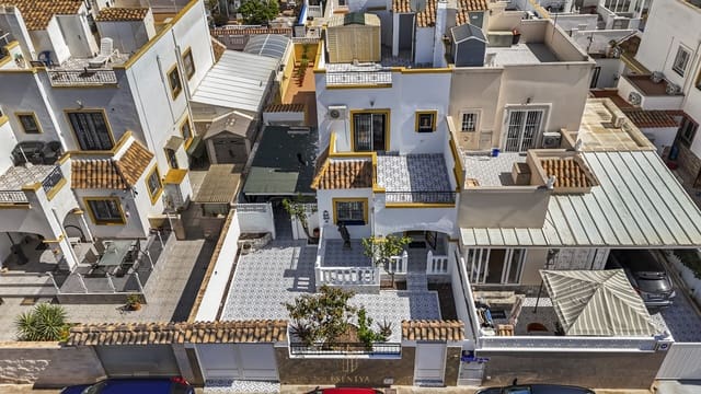 3 sovrum Finca/Hus på landet till salu i El Chaparral - La Siesta - La Torreta, Torrevieja med pool garage - 228 000 € (Ref: 9802981)