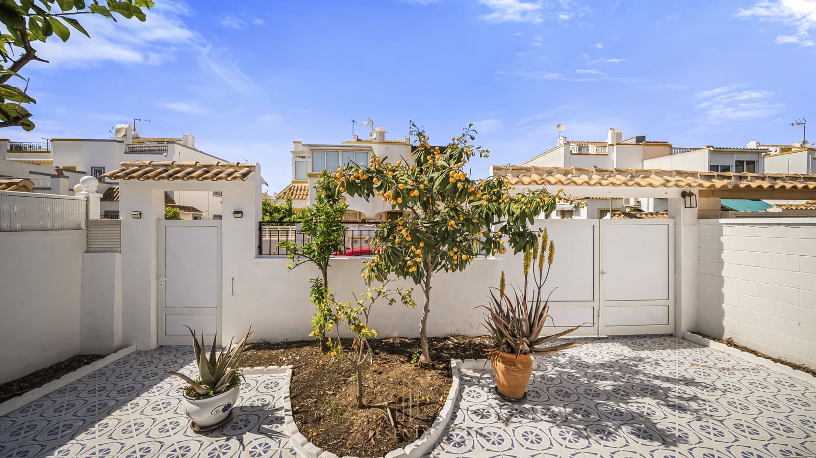 3 sovrum Finca/Hus på landet till salu i Torrevieja med pool garage - 228 000 € (Ref: 9802981)