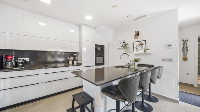 3 slaapkamer Villa te koop in Los Almendros (Orihuela Costa), Orihuela met zwembad garage - € 440.000 (Ref: 9802982)