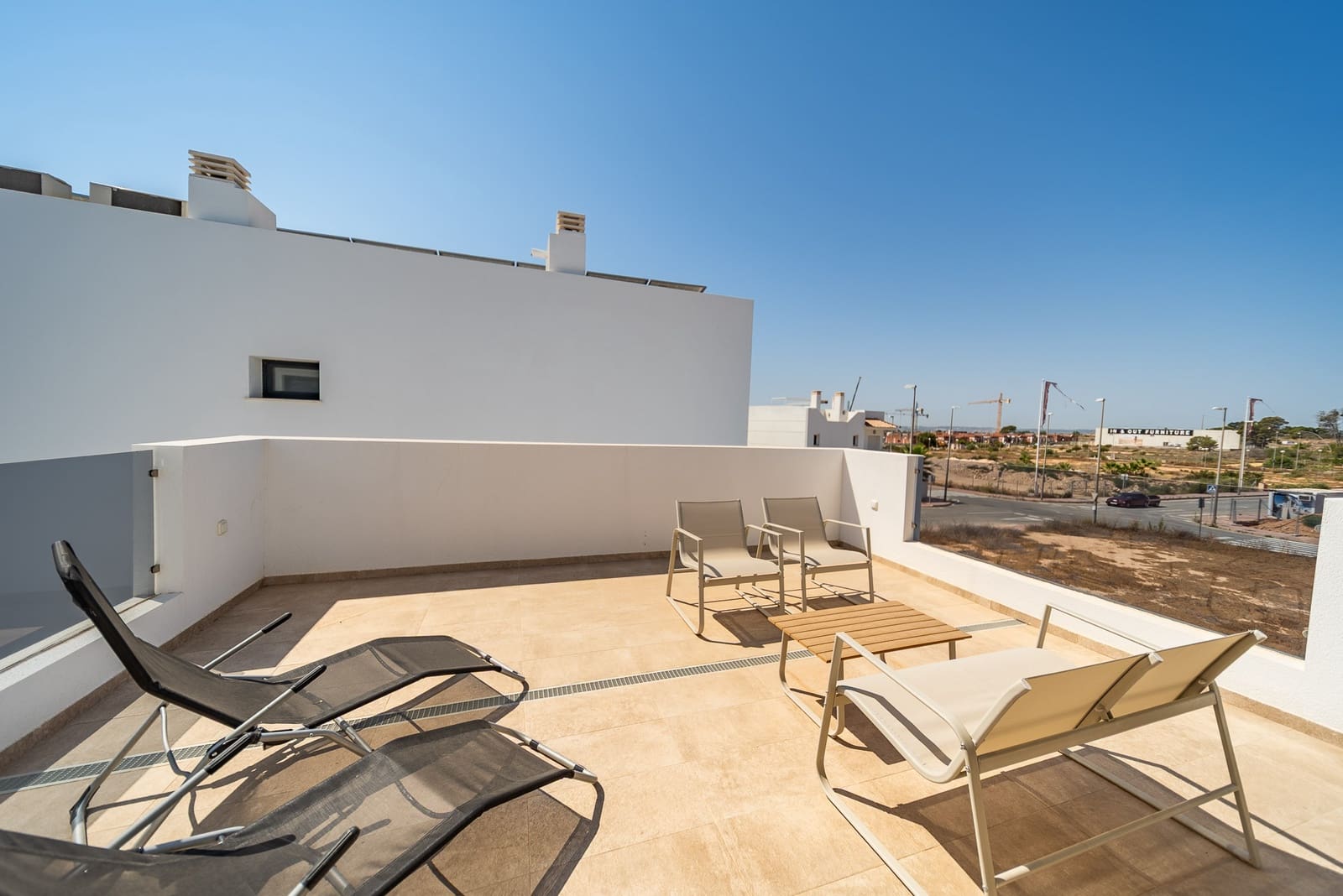 3 bedroom Villa for sale in Ciudad Quesada with pool garage - € 499,000 (Ref: 9804874)