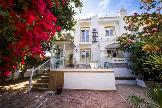 2 soveværelse Finca/Landehus til salg i Los Altos med swimmingpool - € 250.000 (Ref: 9807244)