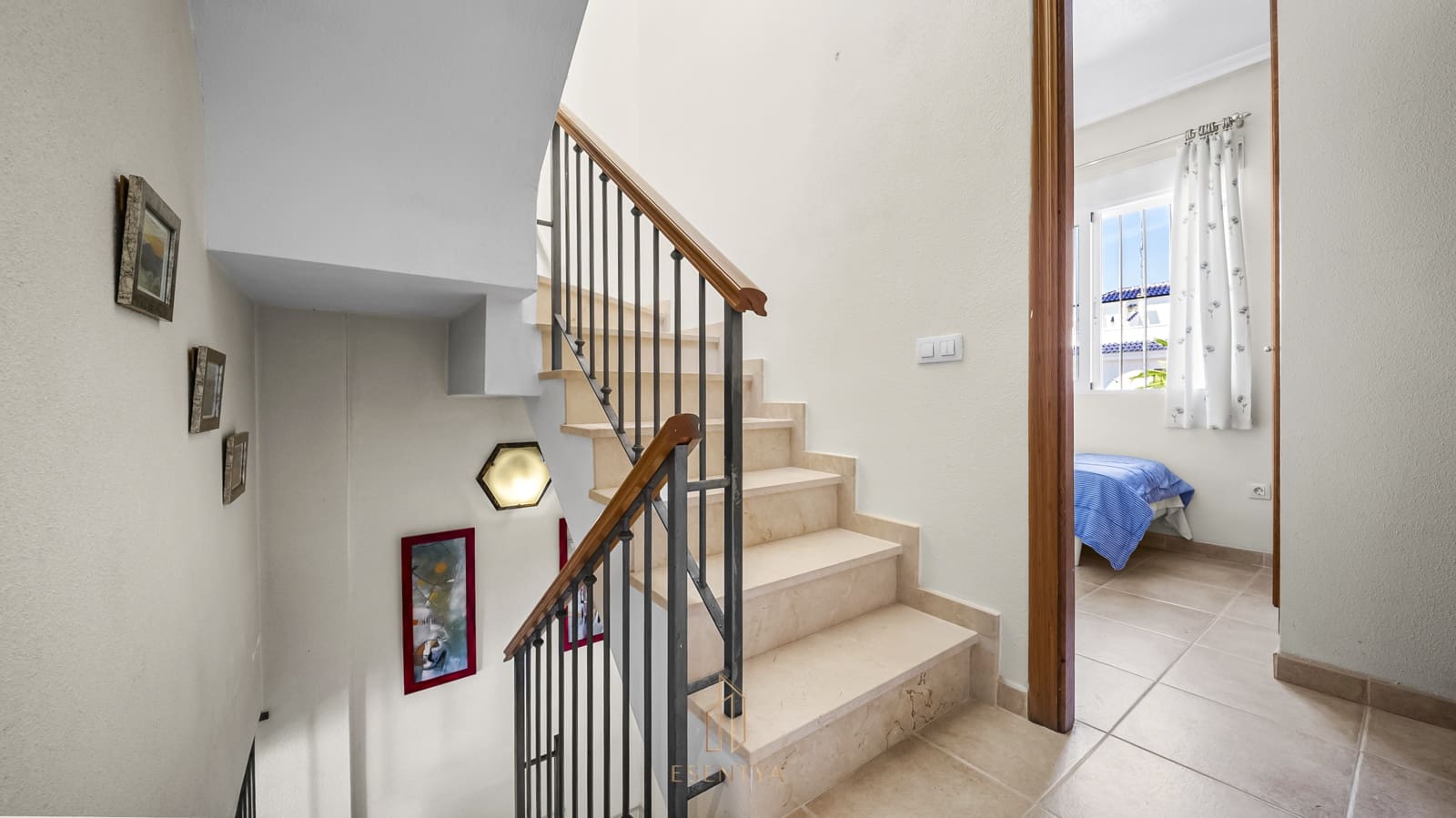 2 soveværelse Penthouse til salg i La Veleta med swimmingpool garage - € 179.000 (Ref: 9819251)