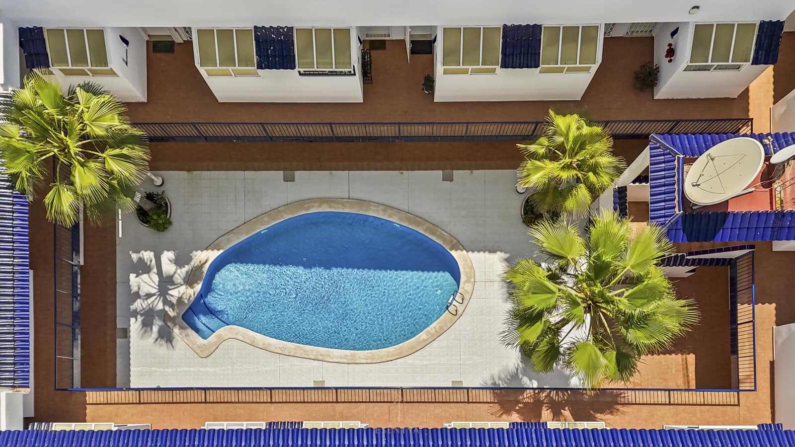 2 soveværelse Penthouse til salg i La Veleta med swimmingpool garage - € 179.000 (Ref: 9819251)