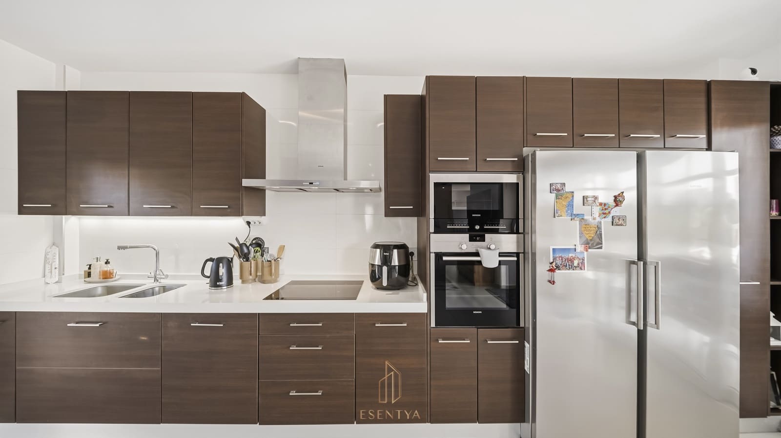 5 chambre Villa/Maison à vendre à Aguas Nuevas avec piscine garage - 1 159 000 € (Ref: 9823790)