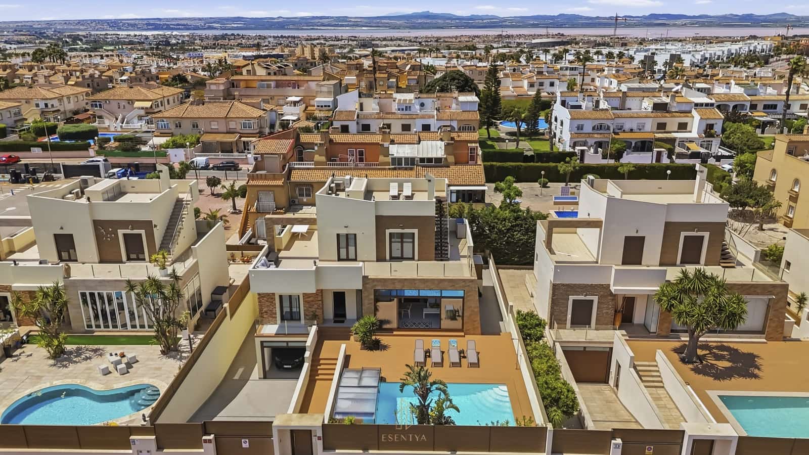 5 chambre Villa/Maison à vendre à Aguas Nuevas avec piscine garage - 1 159 000 € (Ref: 9823790)