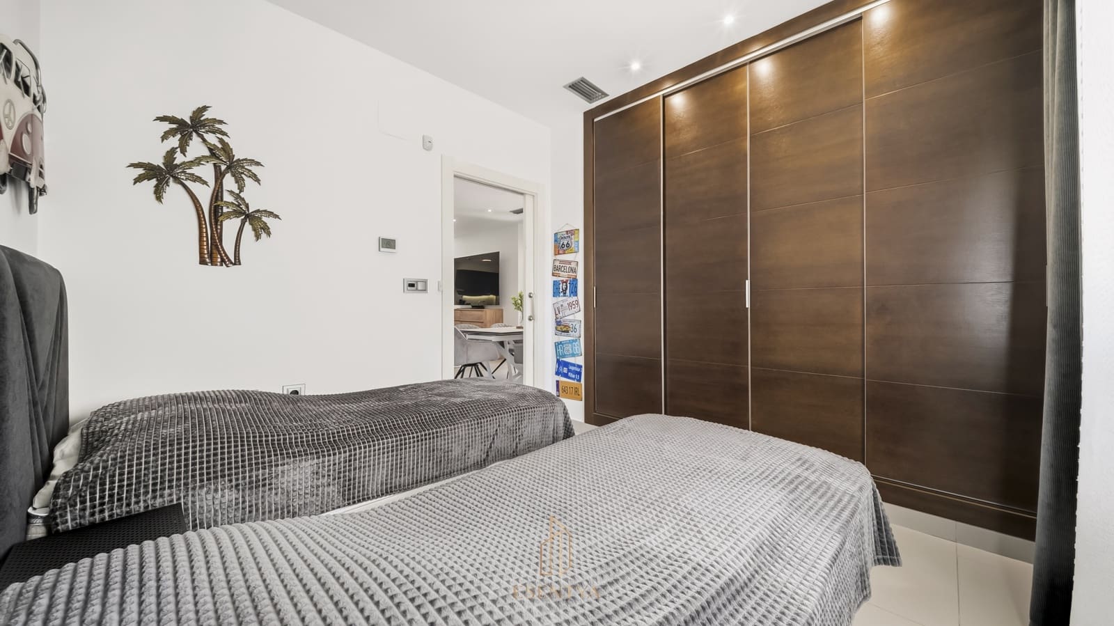 5 chambre Villa/Maison à vendre à Aguas Nuevas avec piscine garage - 1 159 000 € (Ref: 9823790)