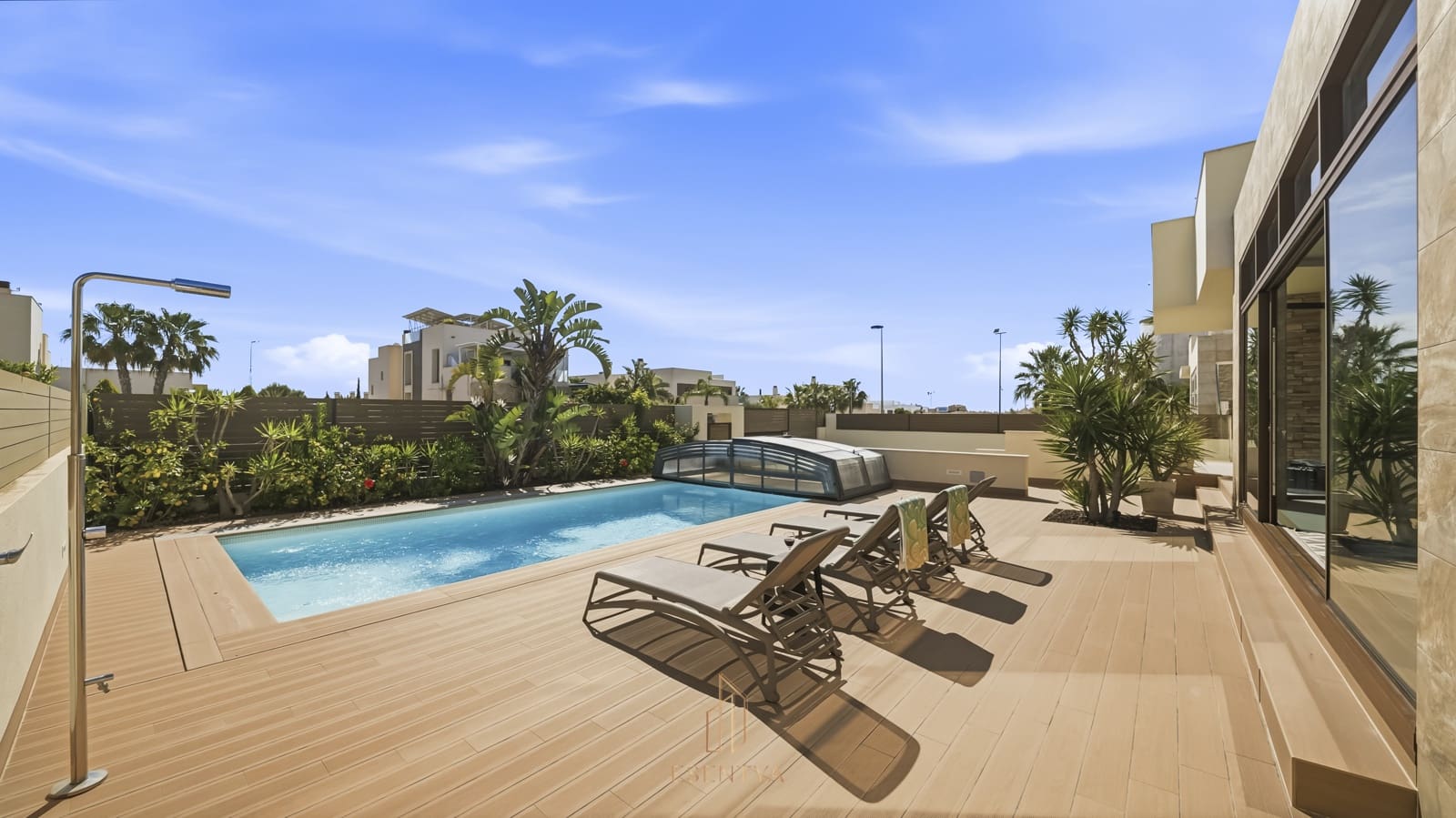 5 chambre Villa/Maison à vendre à Aguas Nuevas avec piscine garage - 1 159 000 € (Ref: 9823790)
