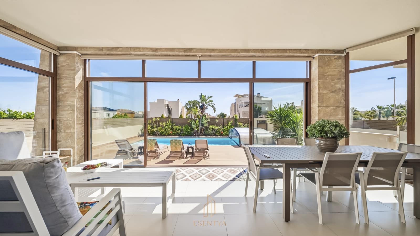 5 chambre Villa/Maison à vendre à Aguas Nuevas avec piscine garage - 1 159 000 € (Ref: 9823790)