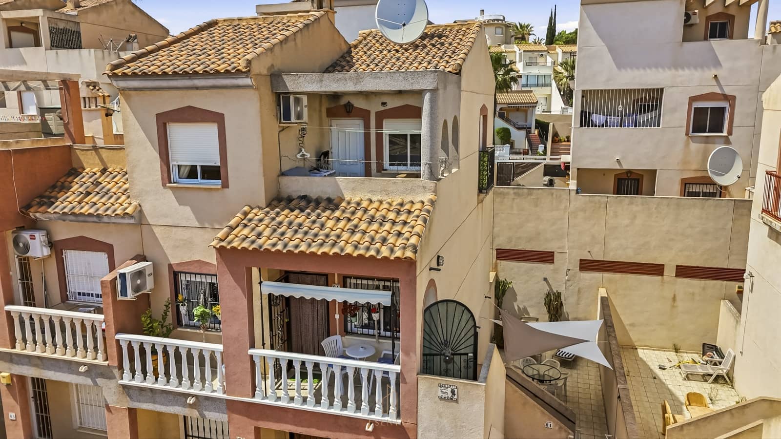 Ático de 3 habitaciones en Filipinas en venta con piscina garaje - 199.000 € (Ref: 9836788)