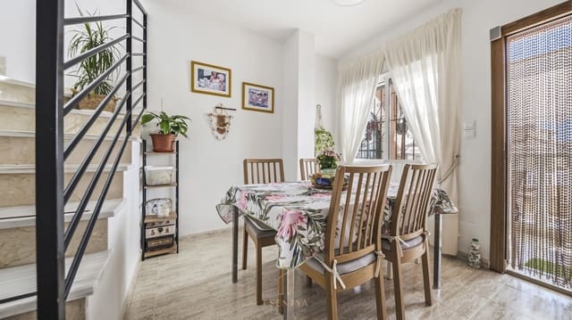 Ático de 3 habitaciones en Las Filipinas en venta con piscina garaje - 199.000 € (Ref: 9836788)