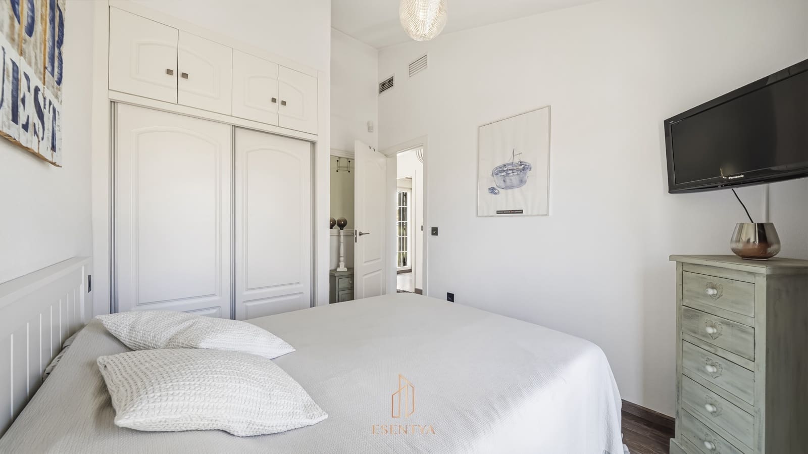 5 bedroom Villa for sale in Cabo Roig with pool garage - € 1,100,000 (Ref: 9844263)