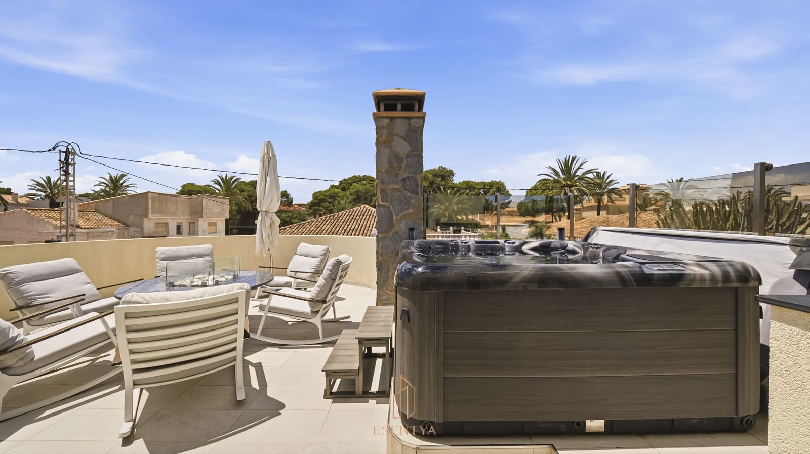 5 bedroom Villa for sale in Cabo Roig with pool garage - € 1,100,000 (Ref: 9844263)