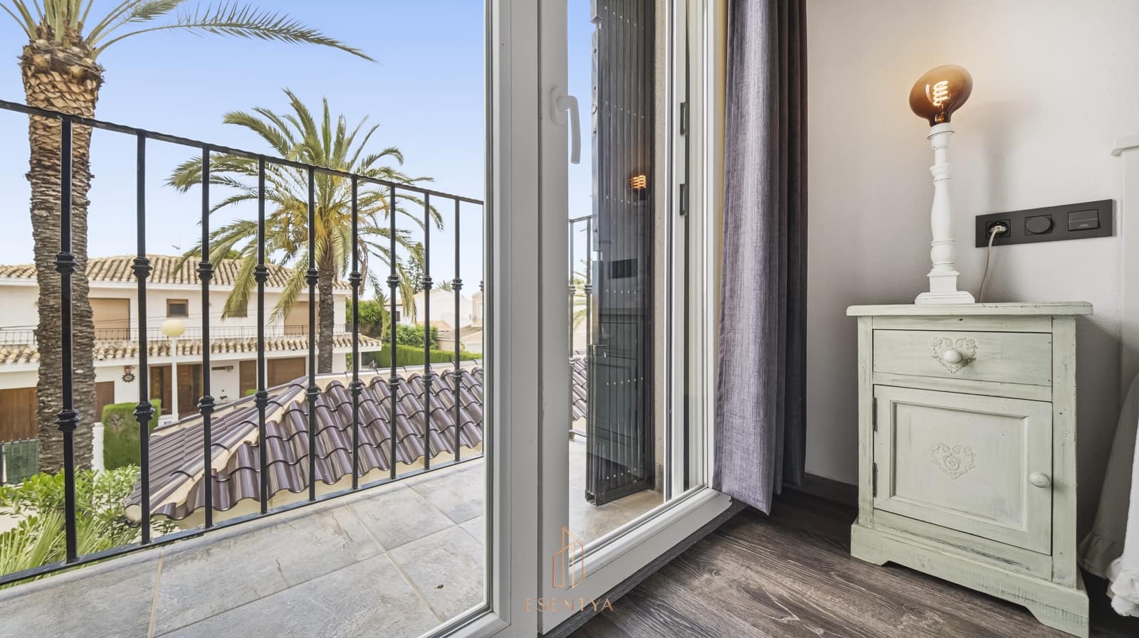 5 bedroom Villa for sale in Cabo Roig with pool garage - € 1,100,000 (Ref: 9844263)