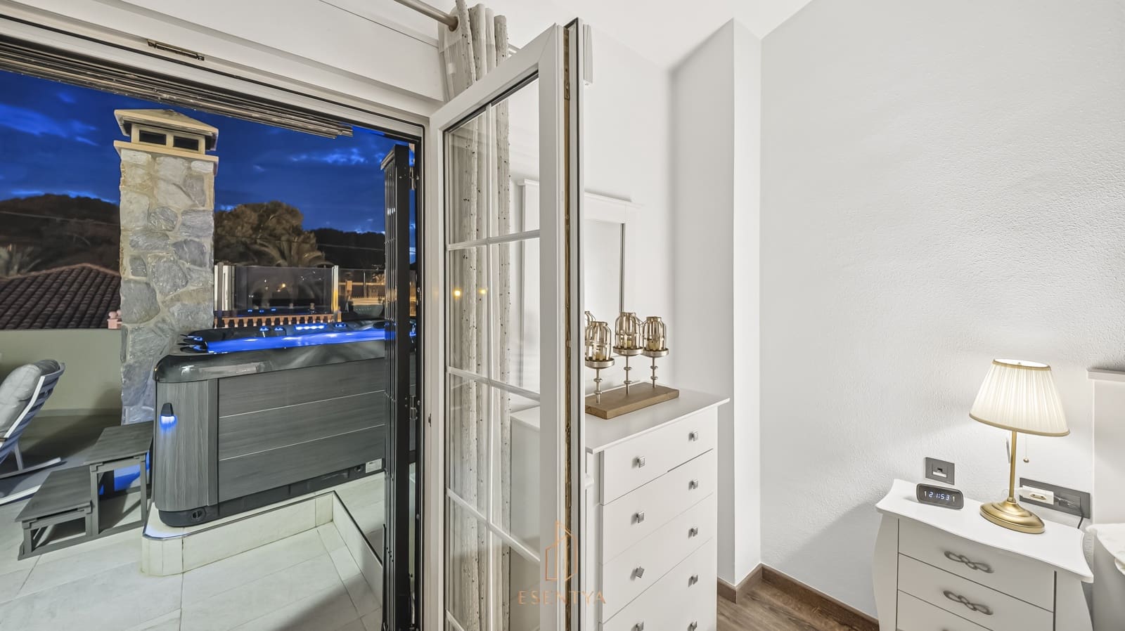 5 bedroom Villa for sale in Cabo Roig with pool garage - € 1,100,000 (Ref: 9844263)