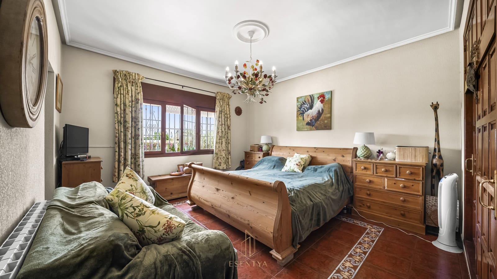 5 slaapkamer Villa te koop in Daya Vieja met zwembad garage - € 560.000 (Ref: 9858306)