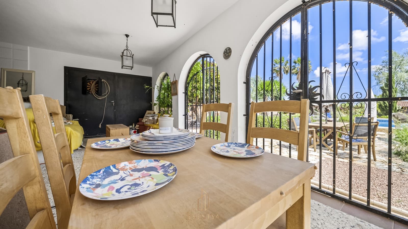 5 slaapkamer Villa te koop in Daya Vieja met zwembad garage - € 560.000 (Ref: 9858306)
