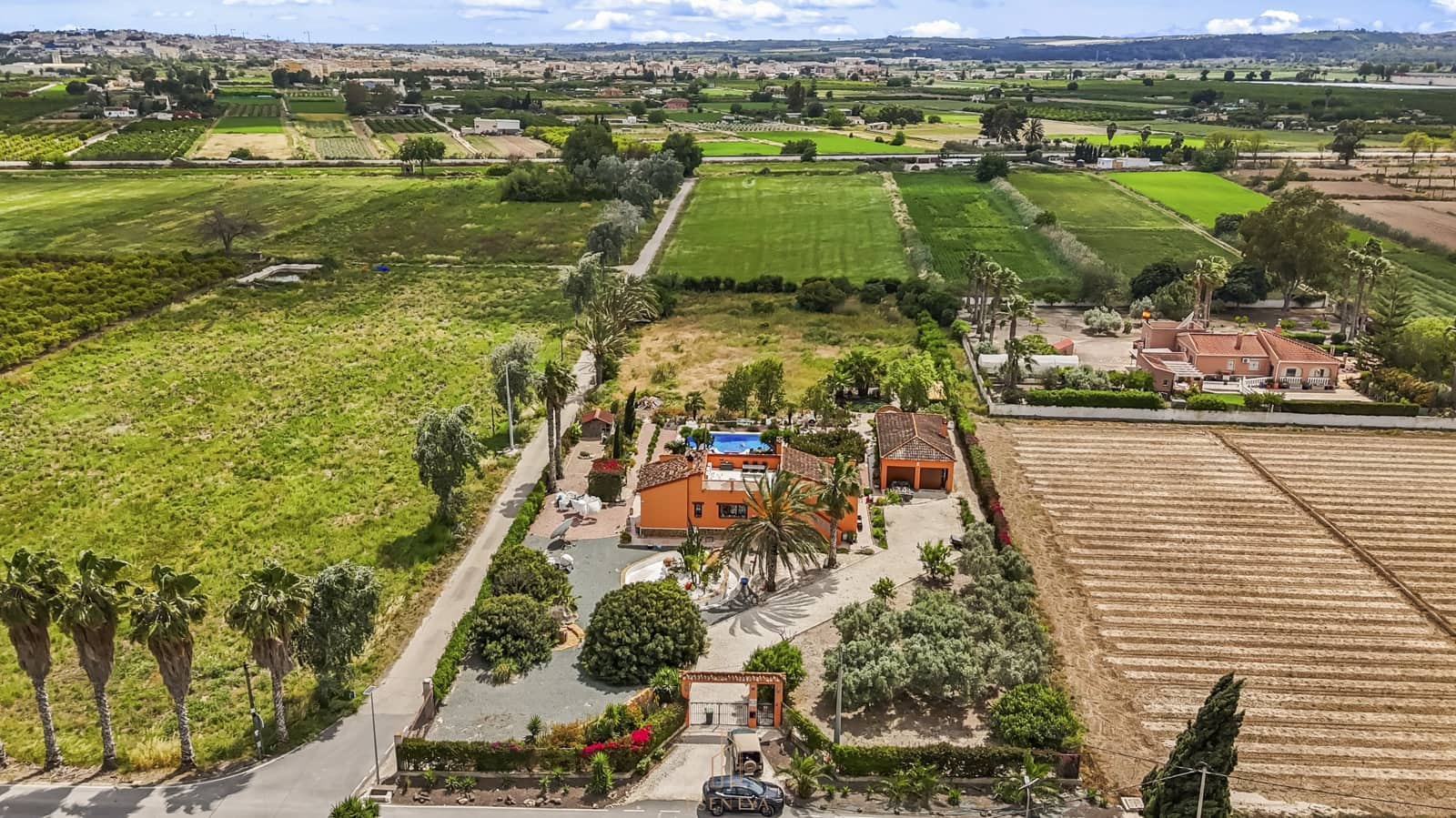 5 slaapkamer Villa te koop in Daya Vieja met zwembad garage - € 560.000 (Ref: 9858306)