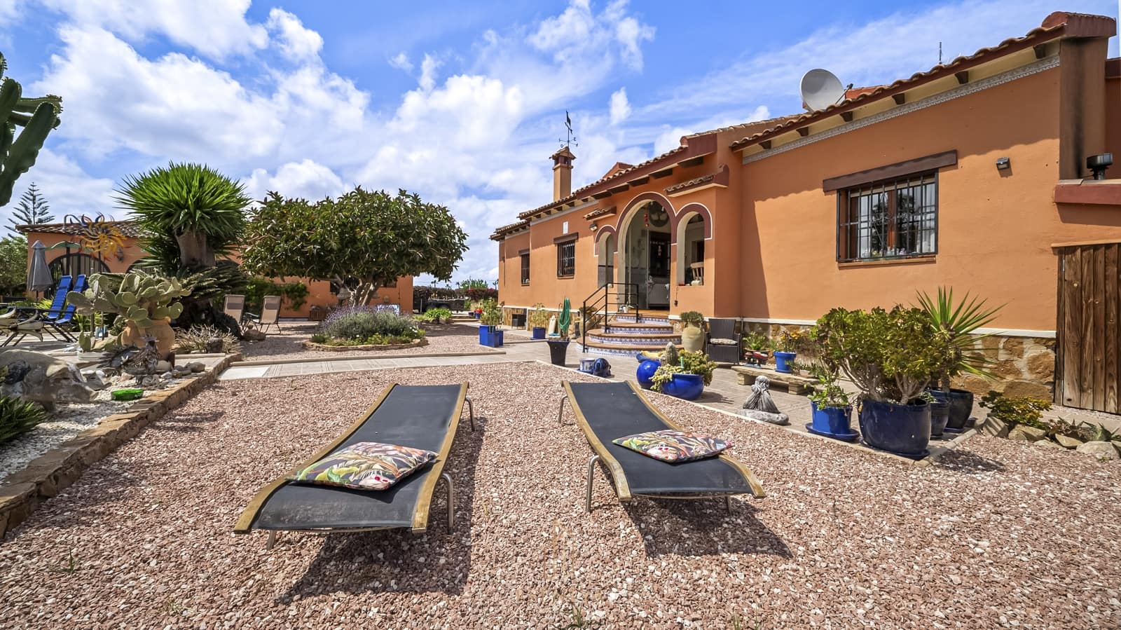 5 slaapkamer Villa te koop in Daya Vieja met zwembad garage - € 560.000 (Ref: 9858306)