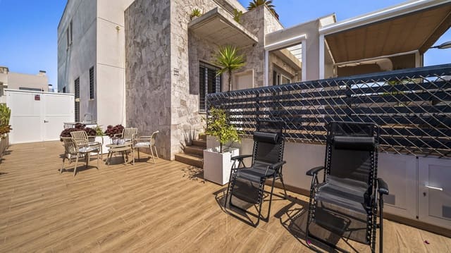 3 sovrum Finca/Hus på landet till salu i Aguas Nuevas, Torrevieja med pool garage - 385 000 € (Ref: 9865573)