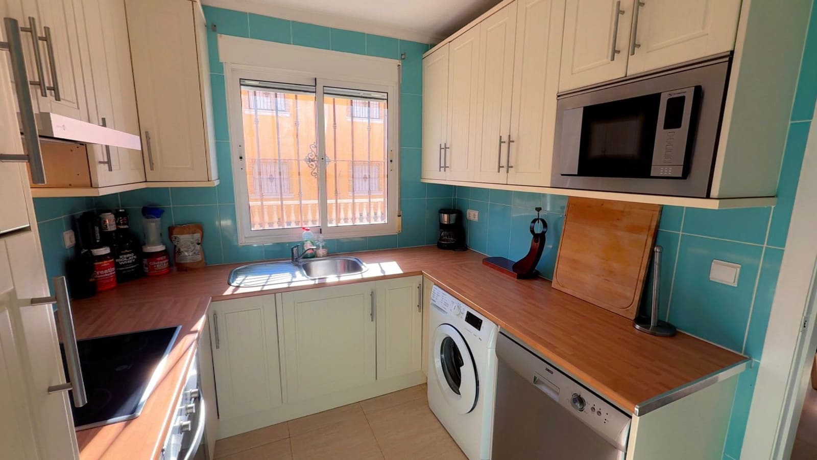 3 bedroom Villa for sale in Dona Pepa with pool garage - € 315,000 (Ref: 9883712)