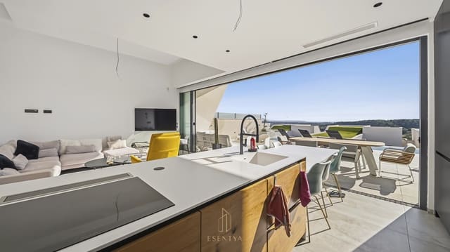 Chalet de 4 habitaciones en Ciudad Quesada, Rojales en venta con piscina garaje - 729.000 € (Ref: 9890630)