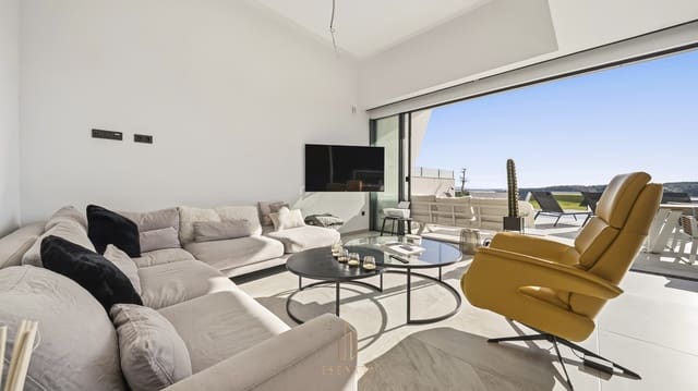 Chalet de 4 habitaciones en Ciudad Quesada, Rojales en venta con piscina garaje - 729.000 € (Ref: 9890630)