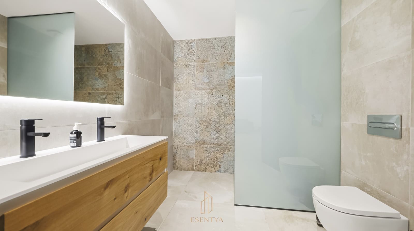 Chalet de 4 habitaciones en Ciudad Quesada en venta con piscina garaje - 729.000 € (Ref: 9890630)