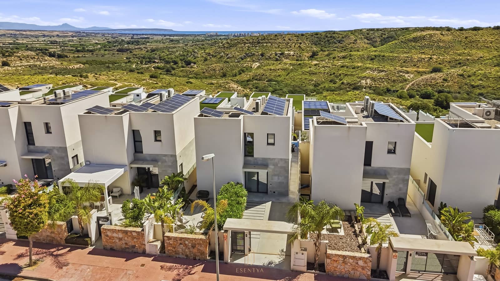 Chalet de 4 habitaciones en Ciudad Quesada en venta con piscina garaje - 729.000 € (Ref: 9890630)