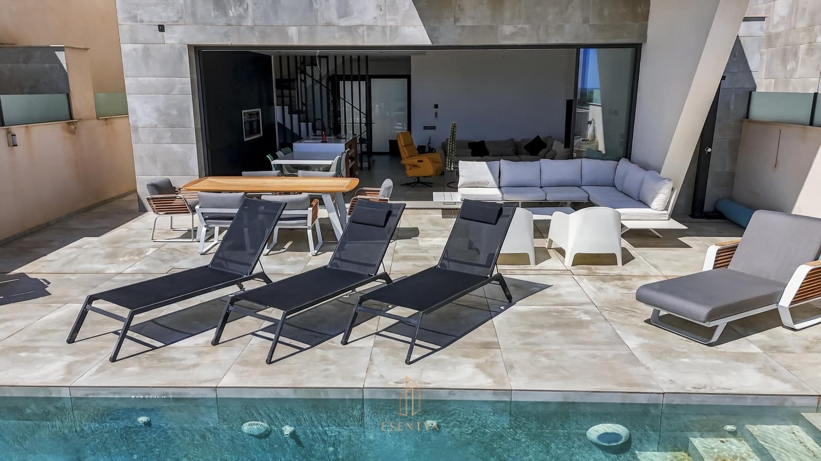 4 bedroom Villa for sale in Ciudad Quesada with pool garage - € 699,000 (Ref: 9890630)